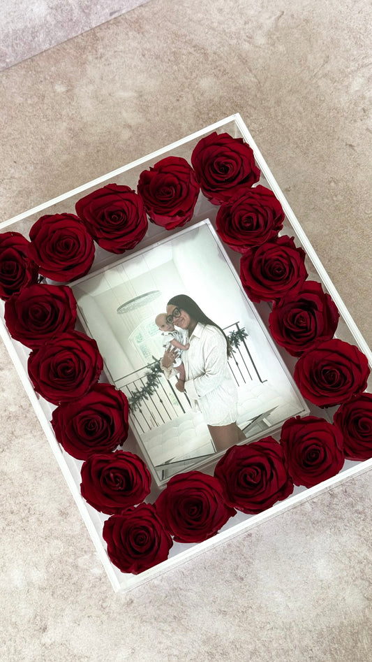Elegant Photo Frame 18 Roses