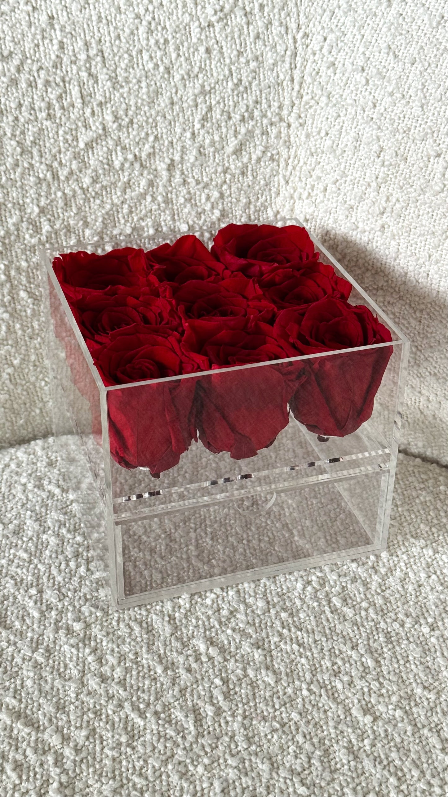 Elegant Treasure 9 Roses