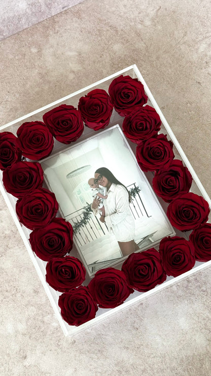 Elegant Photo Frame 18 Roses